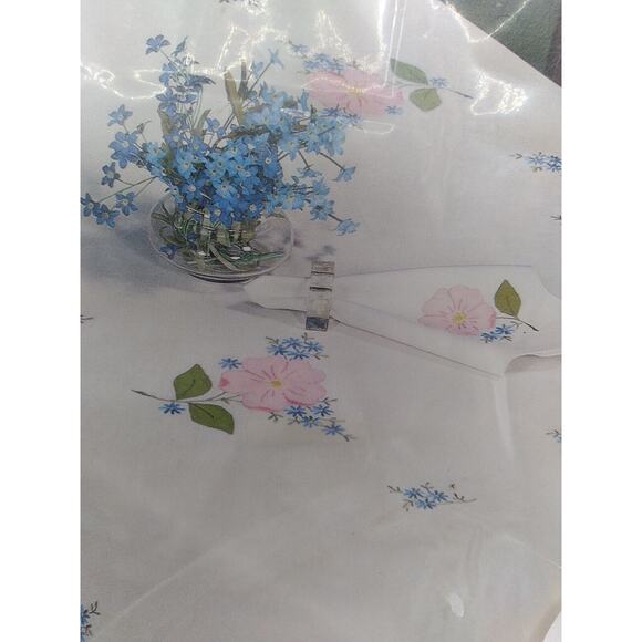 60x80 Inch Oblong Stamped Tablecloth For Applique And Embroidery Kit Camelia - Picture 2 of 6